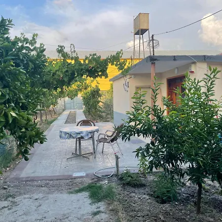 Lovely Spacious House With Big Garden Casa de Férias