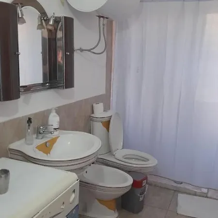 Prázdninový dům Lovely Spacious House With Big Garden *