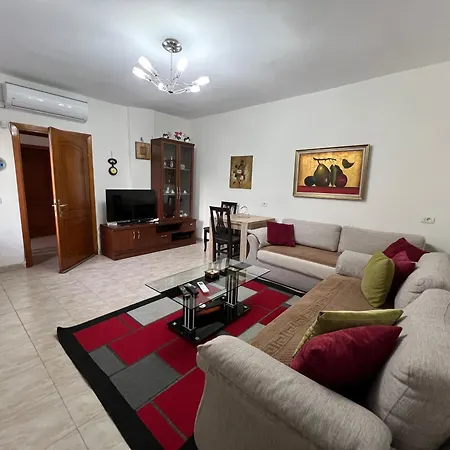 Lovely Spacious House With Big Garden Casa de Férias *